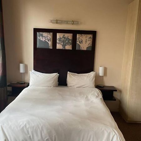 Cool & Easy Flat In The Heart Of Marshalltown Johannesburg Dış mekan fotoğraf